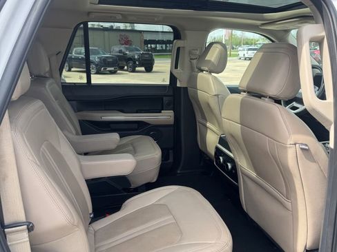 Used 2024 Ford Expedition Max Limited image 17
