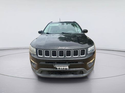 Used 2021 Jeep Compass Latitude FWD image 8