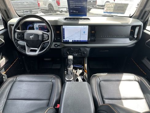 Used 2022 Ford Bronco Badlands AWD/4WD image 16