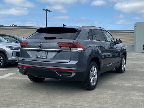 Used 2020 Volkswagen Atlas Cross Sport S image 3