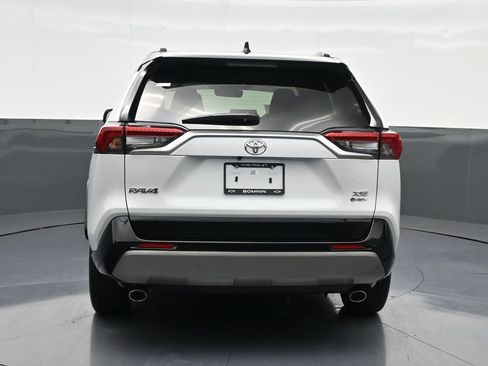 Used 2025 Toyota RAV4 XSE image 4