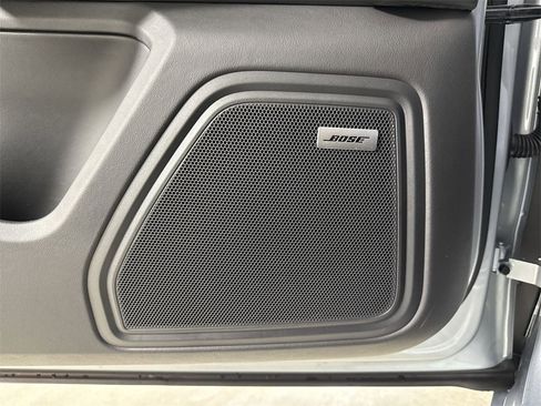 Certified 2025 Porsche Macan GTS image 34