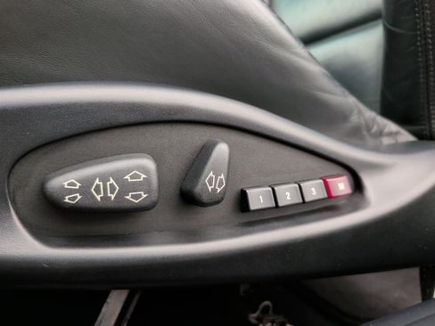 Used 2005 BMW M3 Coupe image 26