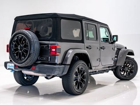 Used 2024 Jeep Wrangler Unlimited Sahara AWD/4WD image 34