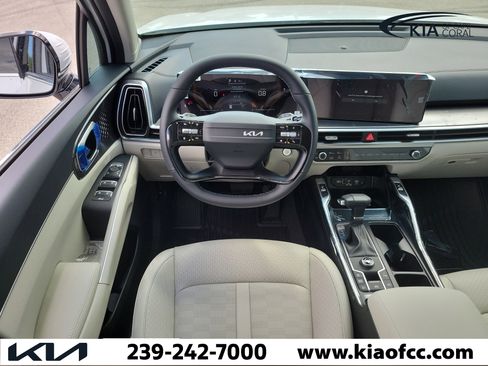 New 2026 Kia Sorento EX FWD image 17