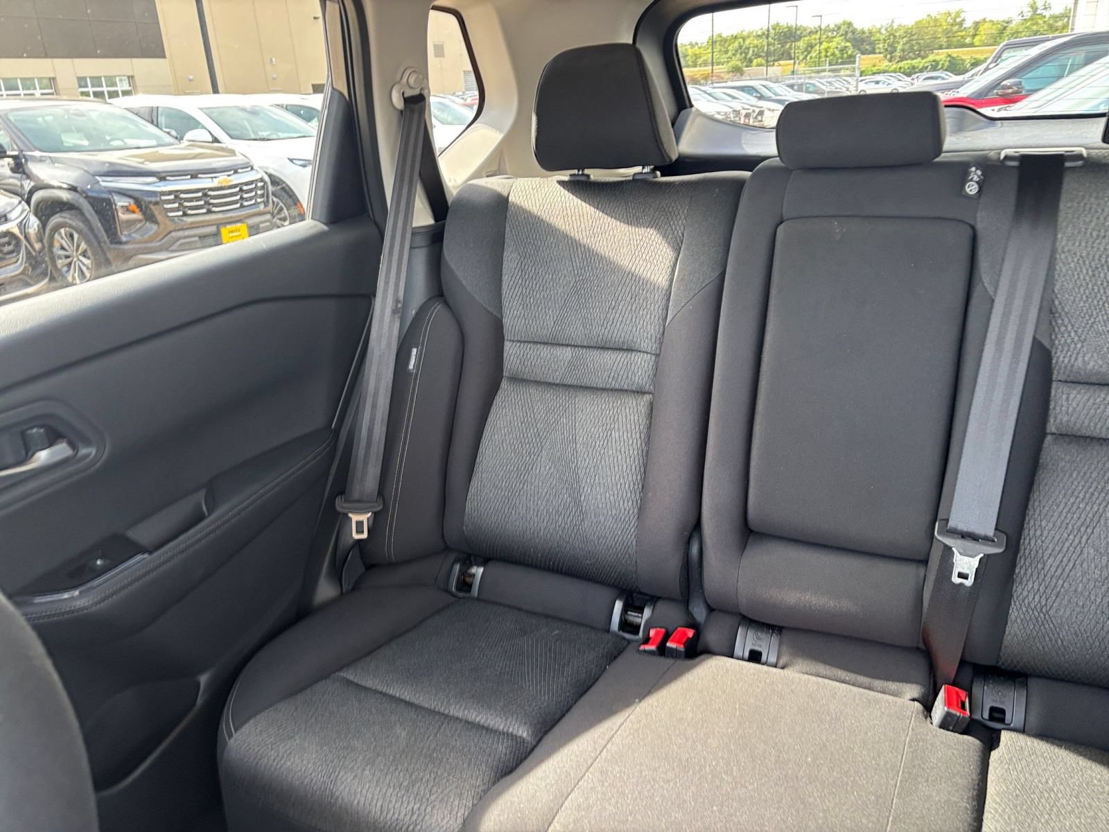 Used 2026 Nissan Rogue SV FWD image 40