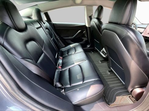 Used 2023 Tesla Model 3 Standard Range RWD image 16
