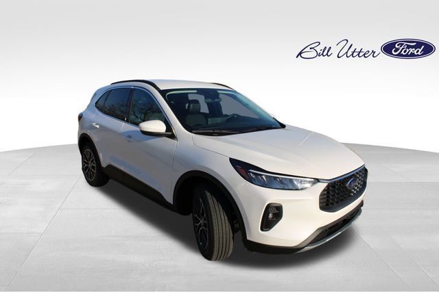 New 2025 Ford Escape SE FWD image 2