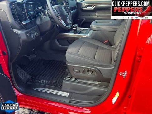 Used 2022 Chevrolet Silverado 1500 RST w/ Convenience Package II AWD/4WD image 11