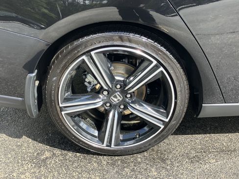 Used 2025 Honda Accord Sport image 13