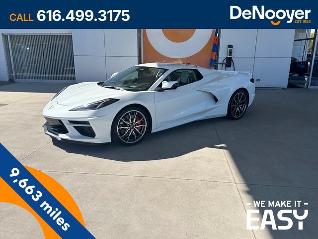 Used 2024 Chevrolet Corvette Stingray Premium Conv w/ Z51 Performance Package RWD image 1