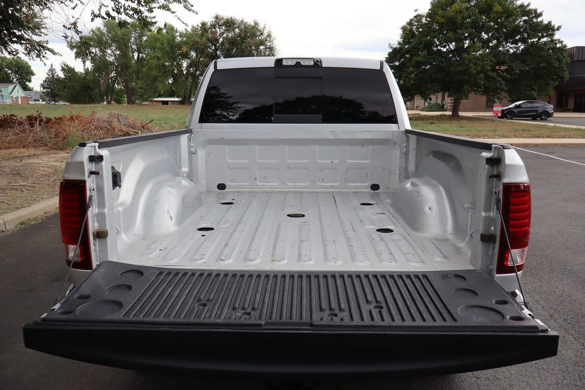 Used 2018 RAM 3500 Laramie w/ Sport Appearance Group AWD/4WD image 14