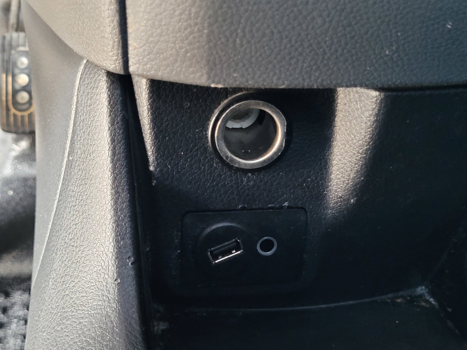 Certified 2021 Nissan NV200 SV FWD image 14