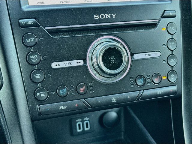 Used 2019 Ford Fusion Titanium FWD image 16