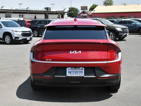 Used 2024 Kia EV6 Light RWD image 7