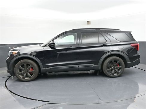 Used 2021 Ford Explorer ST w/ Equipment Group 401A image 4