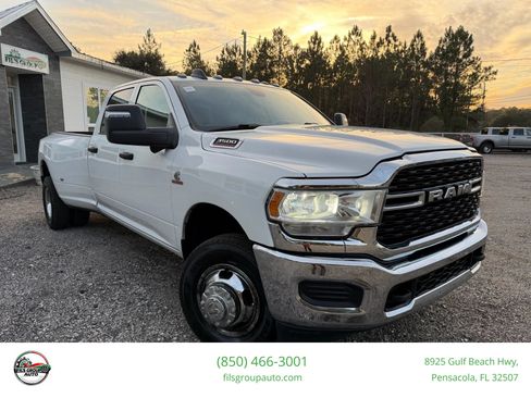 Used 2024 RAM 3500 Tradesman w/ Towing Technology Group AWD/4WD image 3
