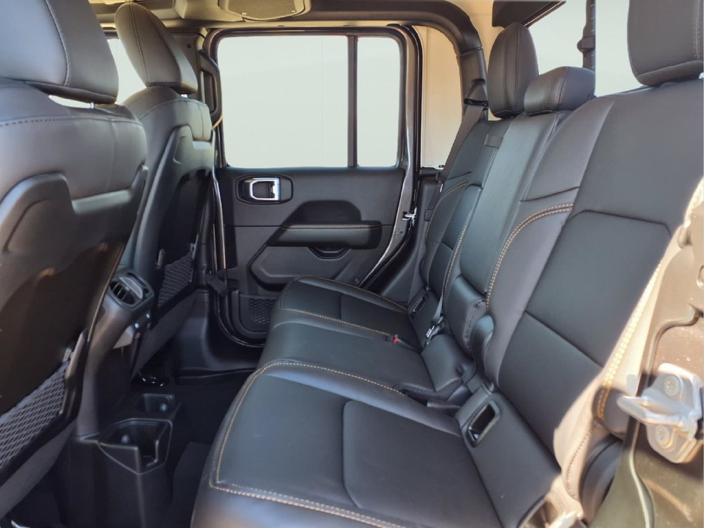 New 2026 Jeep Gladiator Sport AWD/4WD image 11