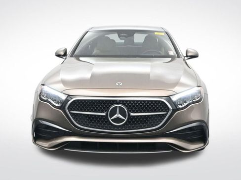 Used 2025 Mercedes-Benz E 350 Sedan image 2
