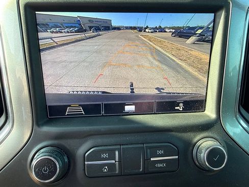 Used 2020 Chevrolet Silverado 1500 LT w/ Texas Edition AWD/4WD image 26