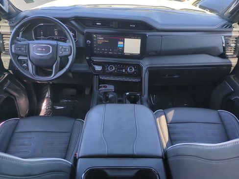 Used 2024 GMC Sierra 1500 AT4X image 15