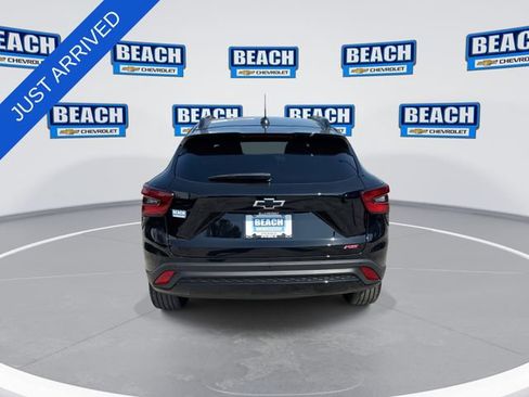 New 2026 Chevrolet Trax RS w/ Sunroof Package FWD image 7