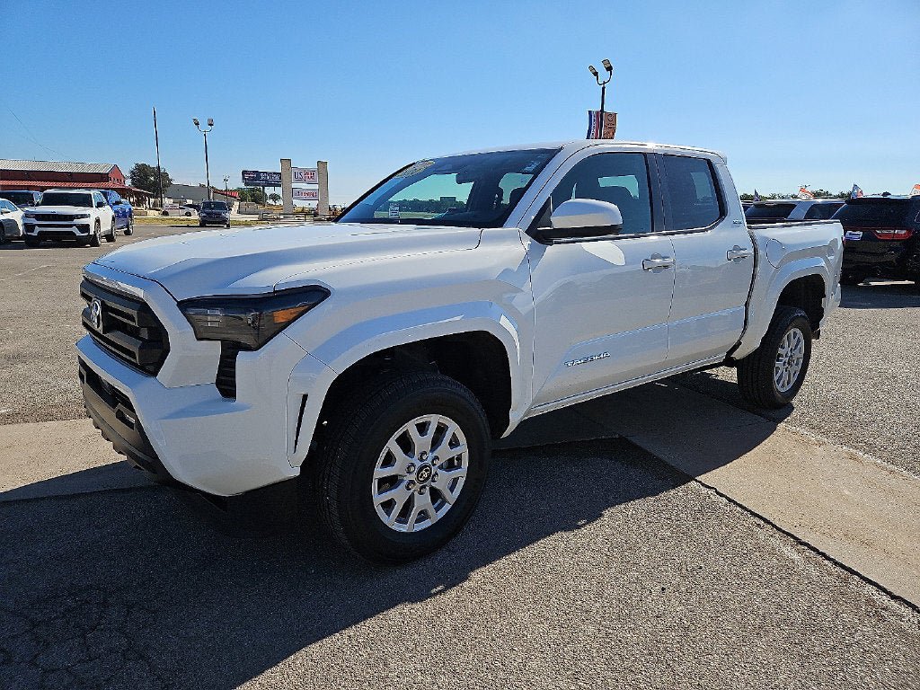Used 2024 Toyota Tacoma SR5 RWD image 2