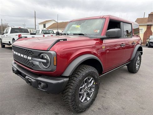 New 2025 Ford Bronco Badlands image 10