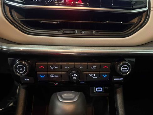 Used 2022 Jeep Compass Limited image 33