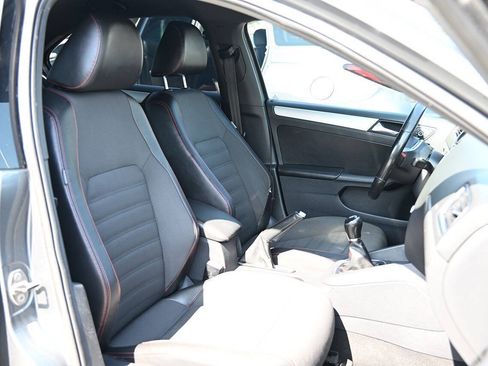 Used 2012 Volkswagen Jetta GLI FWD image 23
