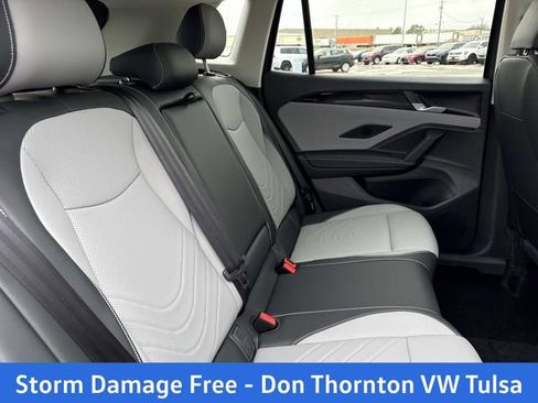 New 2026 Volkswagen Tiguan SE AWD/4WD image 17