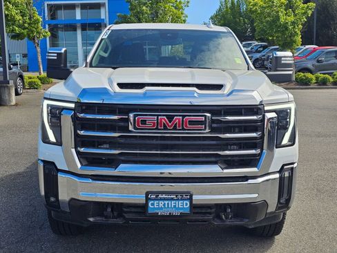 Certified 2025 GMC Sierra 3500 SLT w/ X31 Off-Road Package AWD/4WD image 2