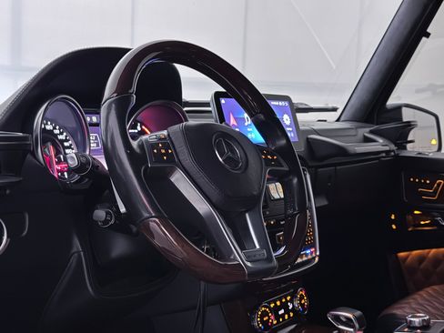 Used 2014 Mercedes-Benz G 63 AMG 4MATIC image 19