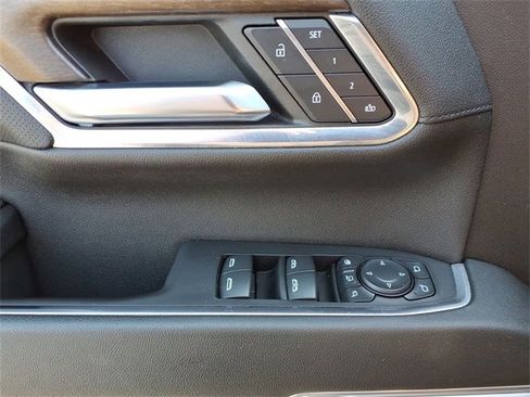 Certified 2024 Chevrolet Silverado 3500 High Country w/ High Country Premium Package image 24