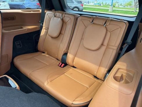 Used 2025 Lincoln Aviator Black Label AWD/4WD image 17