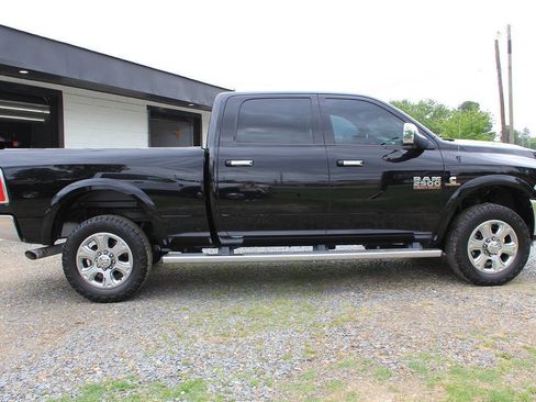 Used 2015 RAM 2500 Laramie w/ Protection Group AWD/4WD image 9