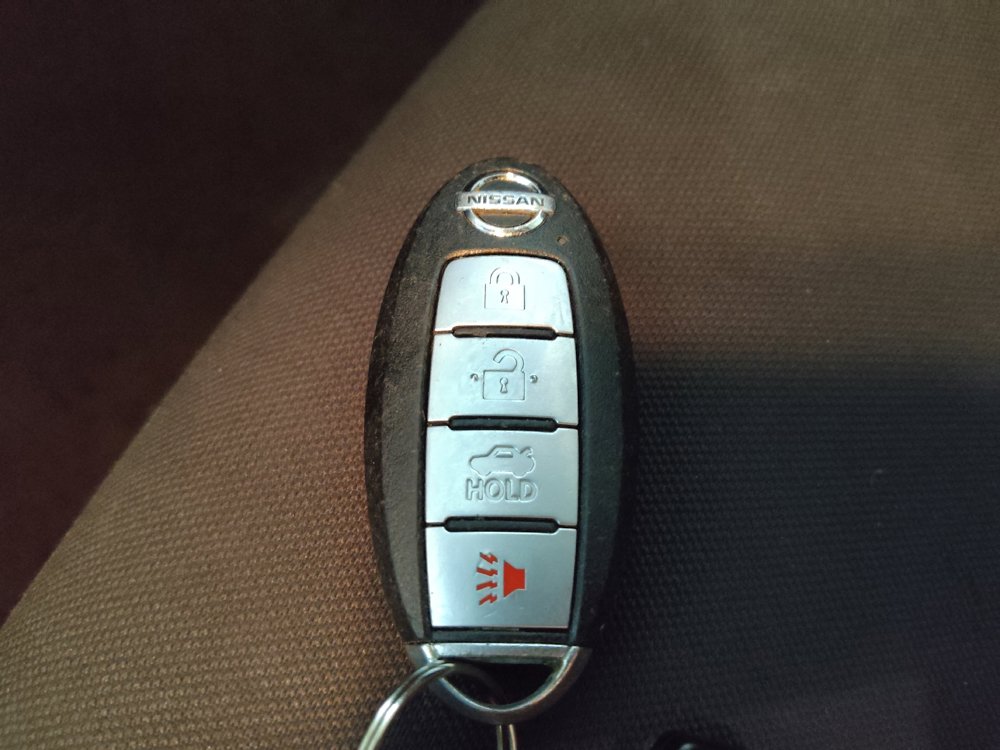 Used 2021 Nissan Versa SV FWD image 32