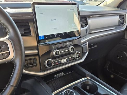 Certified 2024 Ford Expedition Max XLT image 25