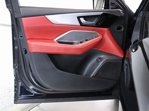 Used 2026 Acura MDX A-Spec image 13