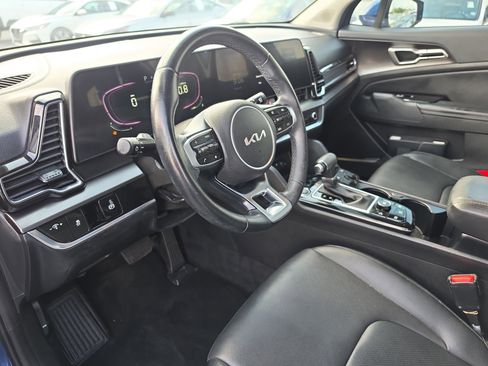 Used 2023 Kia Sportage EX FWD image 13