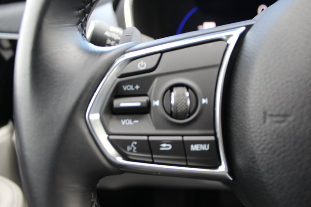 Used 2025 Acura MDX w/ Technology Package FWD image 41