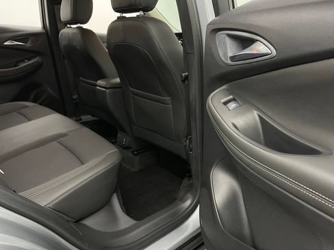 Used 2024 Buick Encore GX Preferred FWD image 32