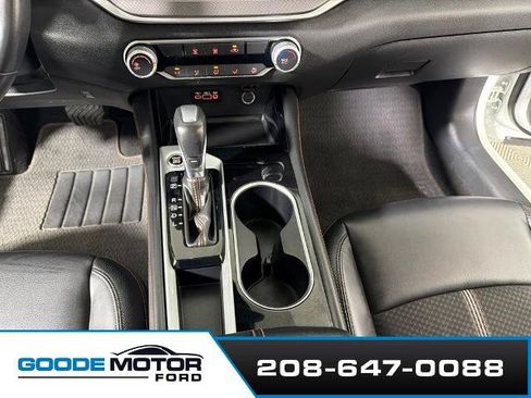 Used 2024 Nissan Altima 2.5 SR FWD image 17