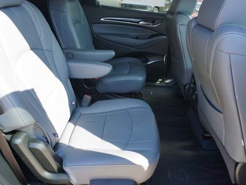 Used 2024 Buick Enclave Essence AWD/4WD image 24