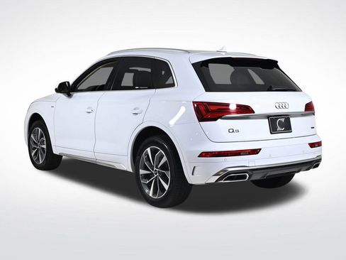 Certified 2023 Audi Q5 2.0T Premium Plus w/ Premium Plus Package image 3