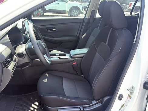 Certified 2024 Nissan Sentra SV FWD image 19