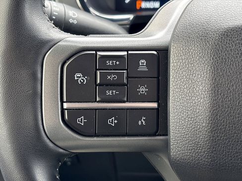 Used 2022 Ford F150 Lariat AWD/4WD image 36