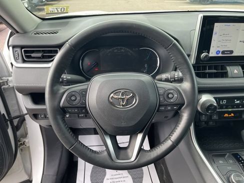 Certified 2023 Toyota RAV4 XLE w/ Convenience Package AWD/4WD image 15