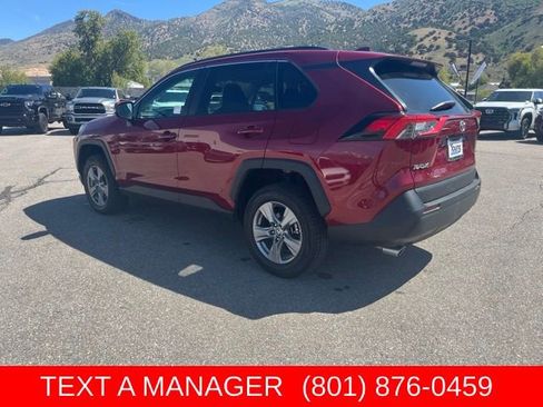 Used 2025 Toyota RAV4 XLE AWD/4WD image 6