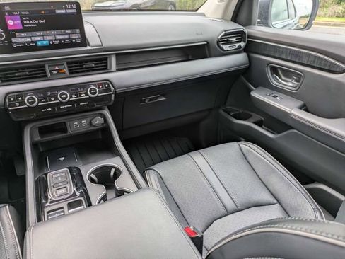 Used 2024 Honda Pilot Elite image 19